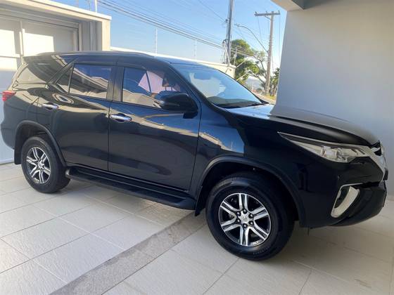 TOYOTA HILUX SW4 2.7 SRV 7 LUGARES 4X2 16V FLEX 4P AUTOMÁTICO